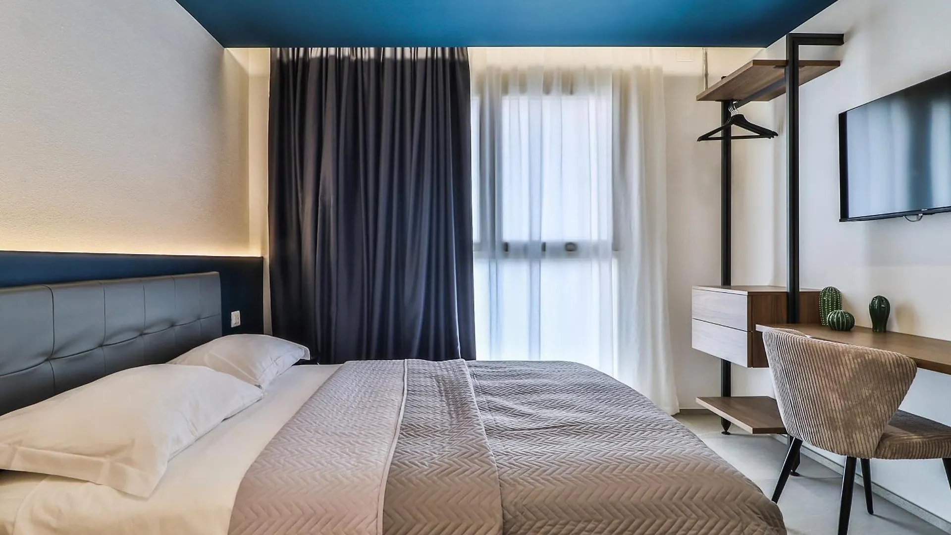 招待所 Beb Luxury Rooms 卡斯泰凡艾米利亚